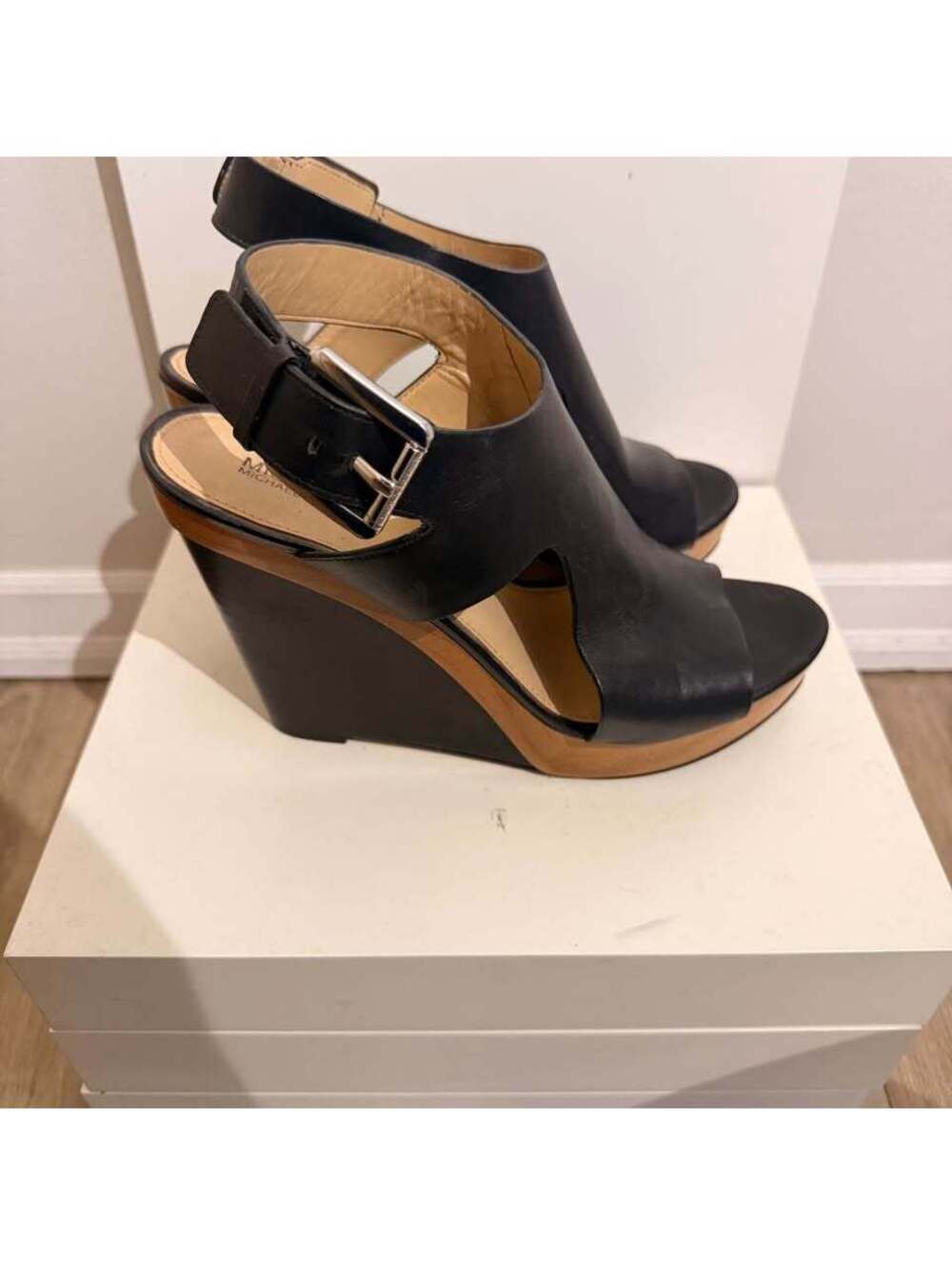 Michael Kors Black Leather Wedge Sandals Ankle Strap Open-toe Women's 8.5